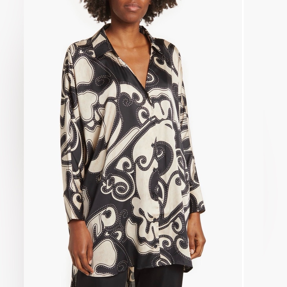 Chic Black and Cream Women's Tunic
